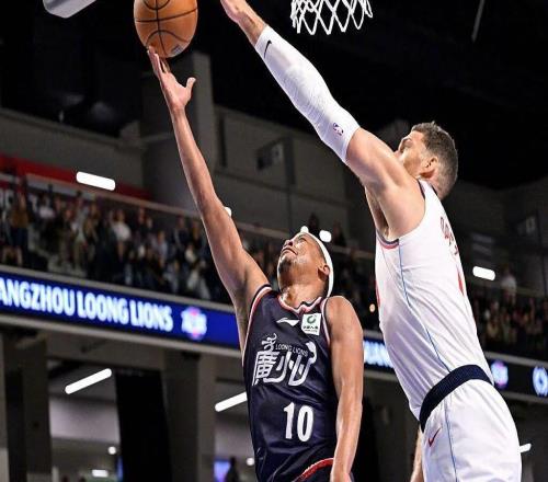 保羅重返快船首秀！大勝廣州47分！歡迎來到NBA！
